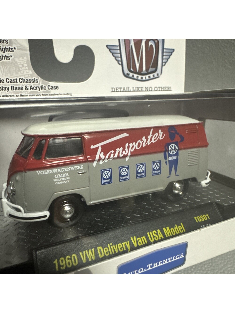 M2 Machines Auto-Thentics 1960 VW Delivery Van USA Model TGS01 Transporter